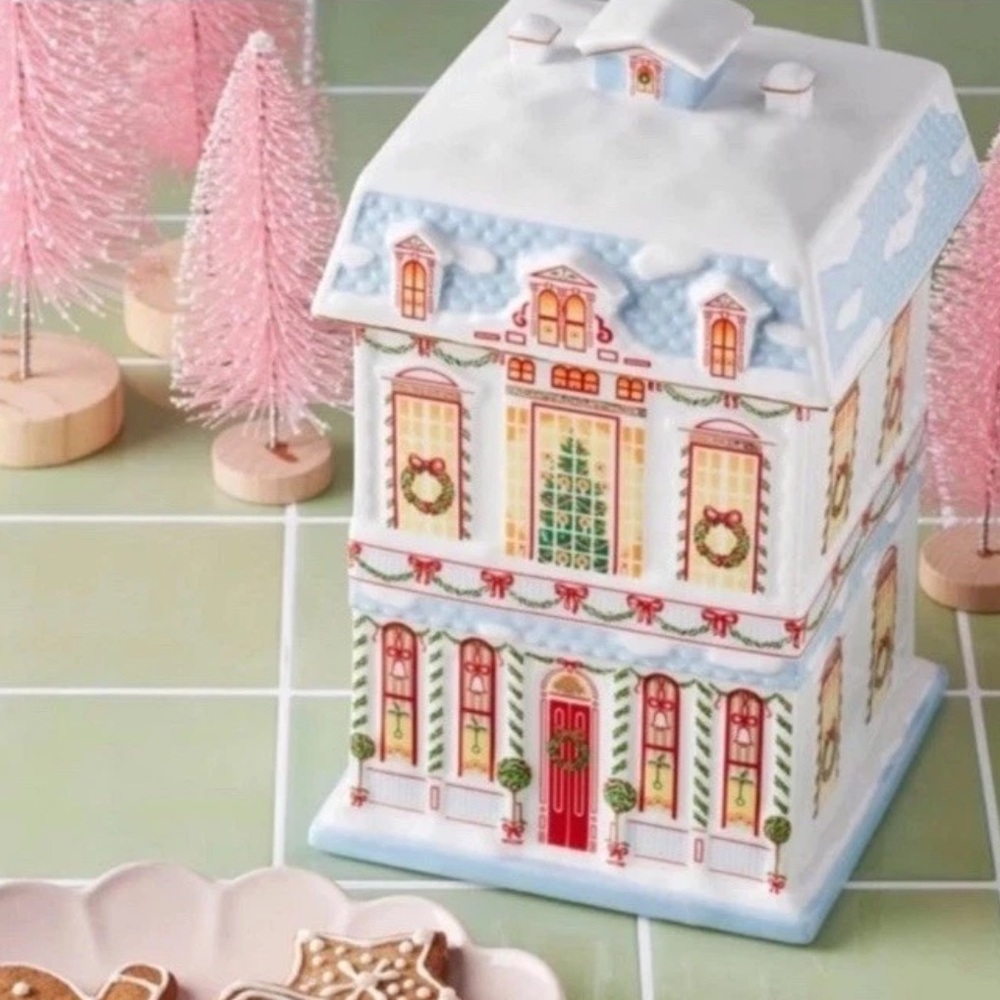 Lenox Spice Village Porcelain Christmas Cookie Jar 2025 - New In Box Sold Out